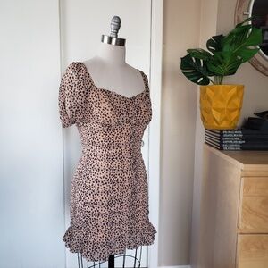 Charming Cheetah Print Dress Size Medium NEW!